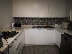 5 Bed House in Glenashley