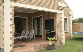 3 Bedroom Townhouse in Midstream Estate