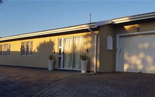 3 Bedroom House in Pinetown Central