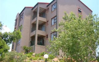 2 Bedroom Apartment in Wilro Park