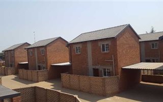 3 Bedroom Duplex in Raslouw