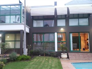 4 Bed House in Protea Valley