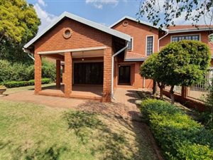 3 Bed House in Cornwall Hill