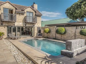 5 Bed House in Summerstrand
