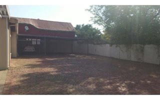 300 m² Commercial space in Pretoria North