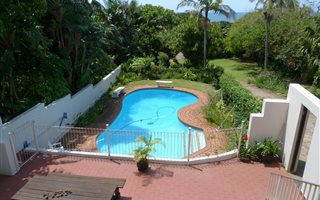 3 Bedroom House in Blythedale Beach