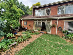 3 Bed Duplex in Ashlea Gardens