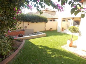 3 Bed House in Thatchfield