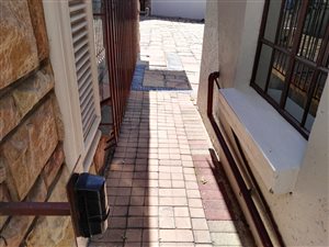 100 m² Commercial space in Del Judor
