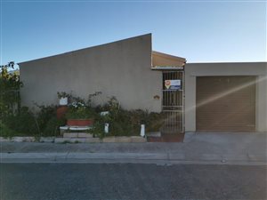 4 Bed House in Westridge