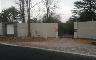 0.5 Bedroom House in Broadacres