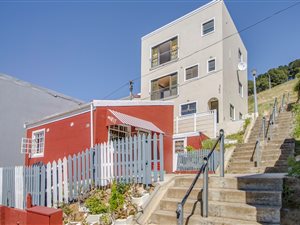 5 Bed House in Bo-Kaap