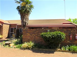 2 Bed Townhouse in Flora Gardens