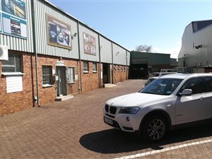 1727 m² Industrial space in Robertville