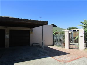 7 Bed House in La Rochelle