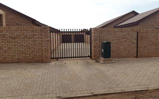 3 Bedroom Townhouse in Cassandra