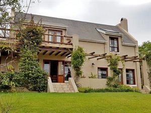 4.7 ha Farm in The Crags