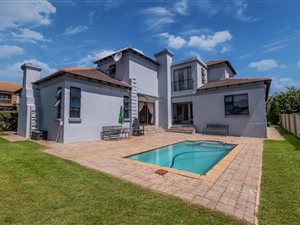 5 Bed House in Valleyview Estate