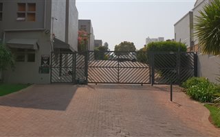 2 Bedroom Apartment in Elton Hill