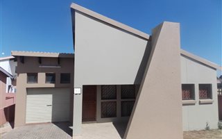 2 Bedroom Townhouse in Witbank
