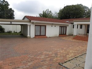 6 Bed House in Kelvin