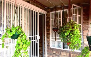 2 Bedroom House in Mookgophong (Naboomspruit)