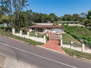 4 Bed House in Westville North