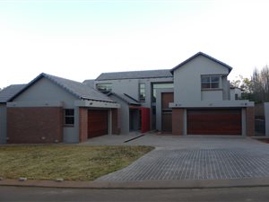 5 Bed House in The Wilds