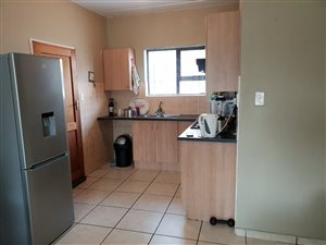 2 Bed Apartment in Vanderbijlpark Central