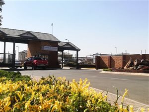 3 Bed House in Doornpoort and surrounds