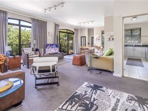 3 Bed Apartment in Century City