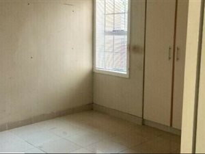 3 Bed Duplex in Oaklands