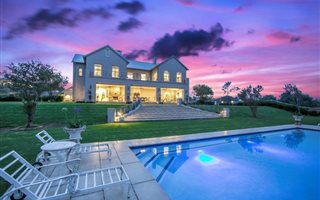 5 Bedroom House in Waterfall Equestrian Estate