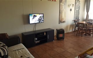 3 Bedroom Townhouse in Valhalla