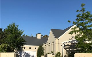 4 Bedroom House in Constantia Upper