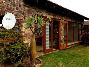 2 Bed Townhouse in Greenacres