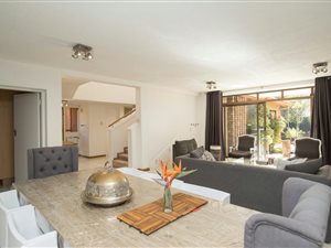 3 Bed House in Baileys Muckleneuk