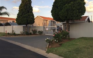 2 Bedroom Apartment in Ormonde