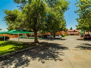2 Bed Apartment in Boksburg Central