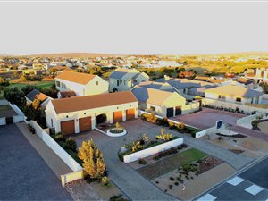 3 Bedroom House in Country Club