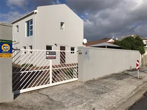 3 Bed House in Fish Hoek