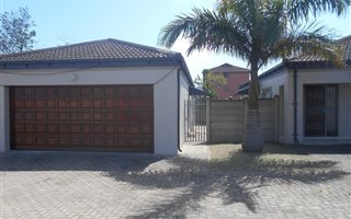 3 Bedroom Townhouse in Arboretum