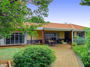 3 Bed House in Franklin Roosevelt Park
