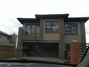 3 Bed House in Clayville