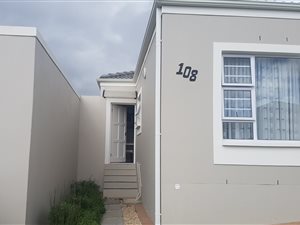 3 Bed Townhouse in Westbrook