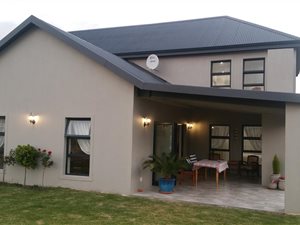 3 Bed House in Kraaibosch