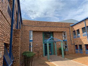 3331 m² Industrial space in Allandale
