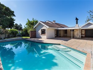3 Bed House in Meadowridge