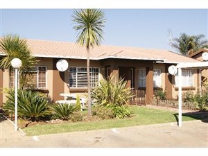 3 Bed Apartment in Nimrod Park