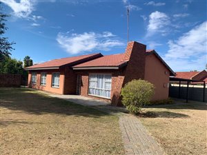 3 Bed House in Riebeeckstad
